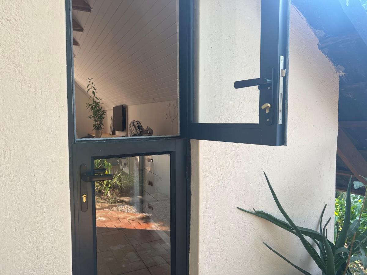 Cosy City Cottage Gaborone Luaran gambar