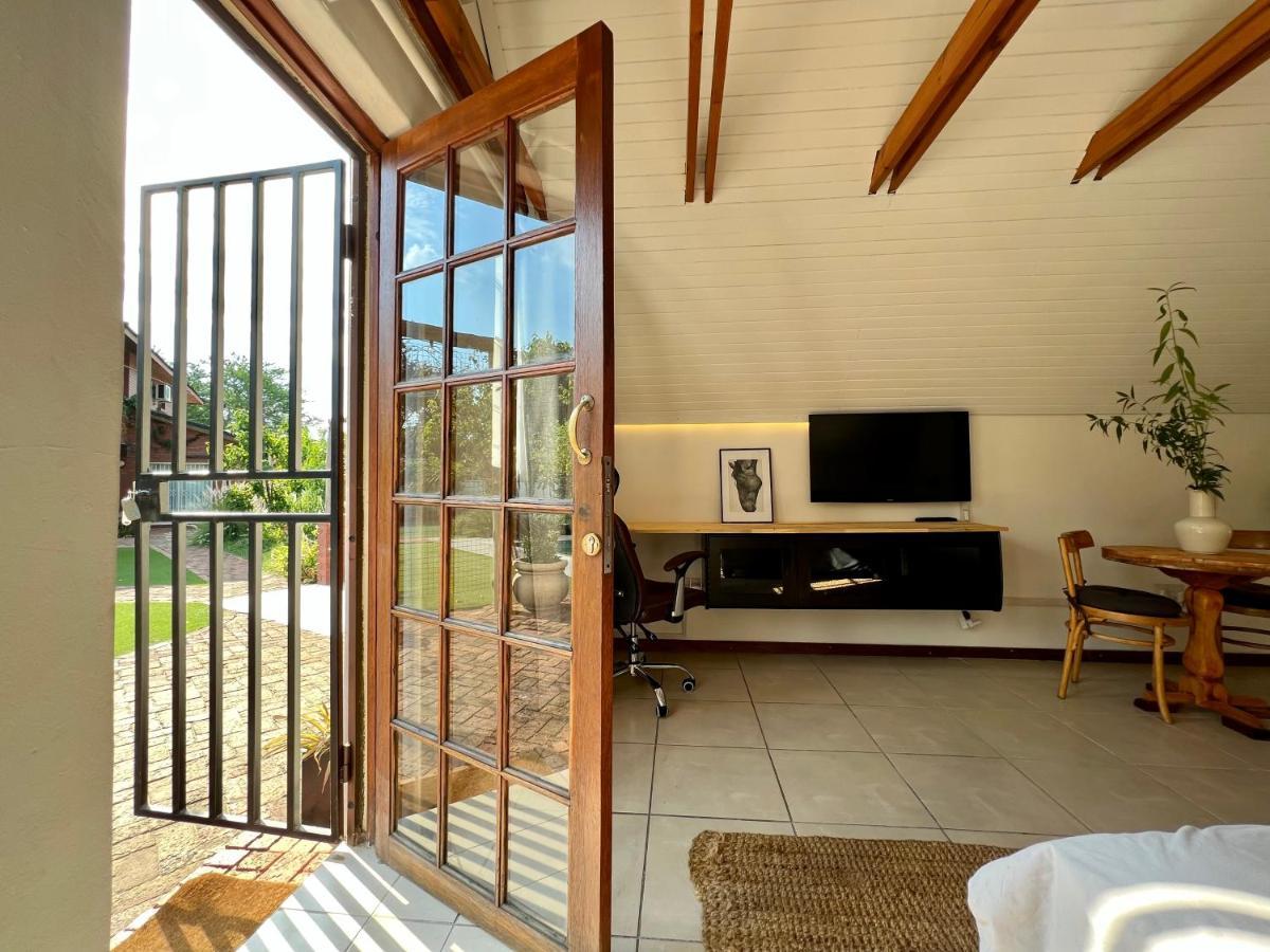 Cosy City Cottage Gaborone Luaran gambar